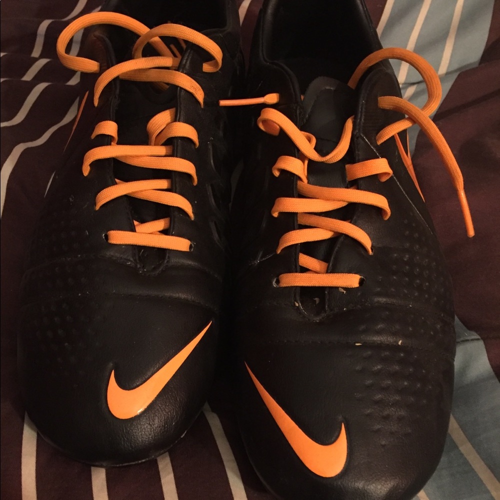 Nike 360 soccer cleats